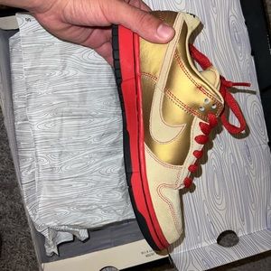 Nike sb dunk low money cat